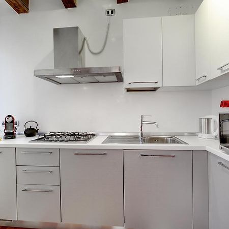 Apartment Biennale Venesia Bagian luar foto